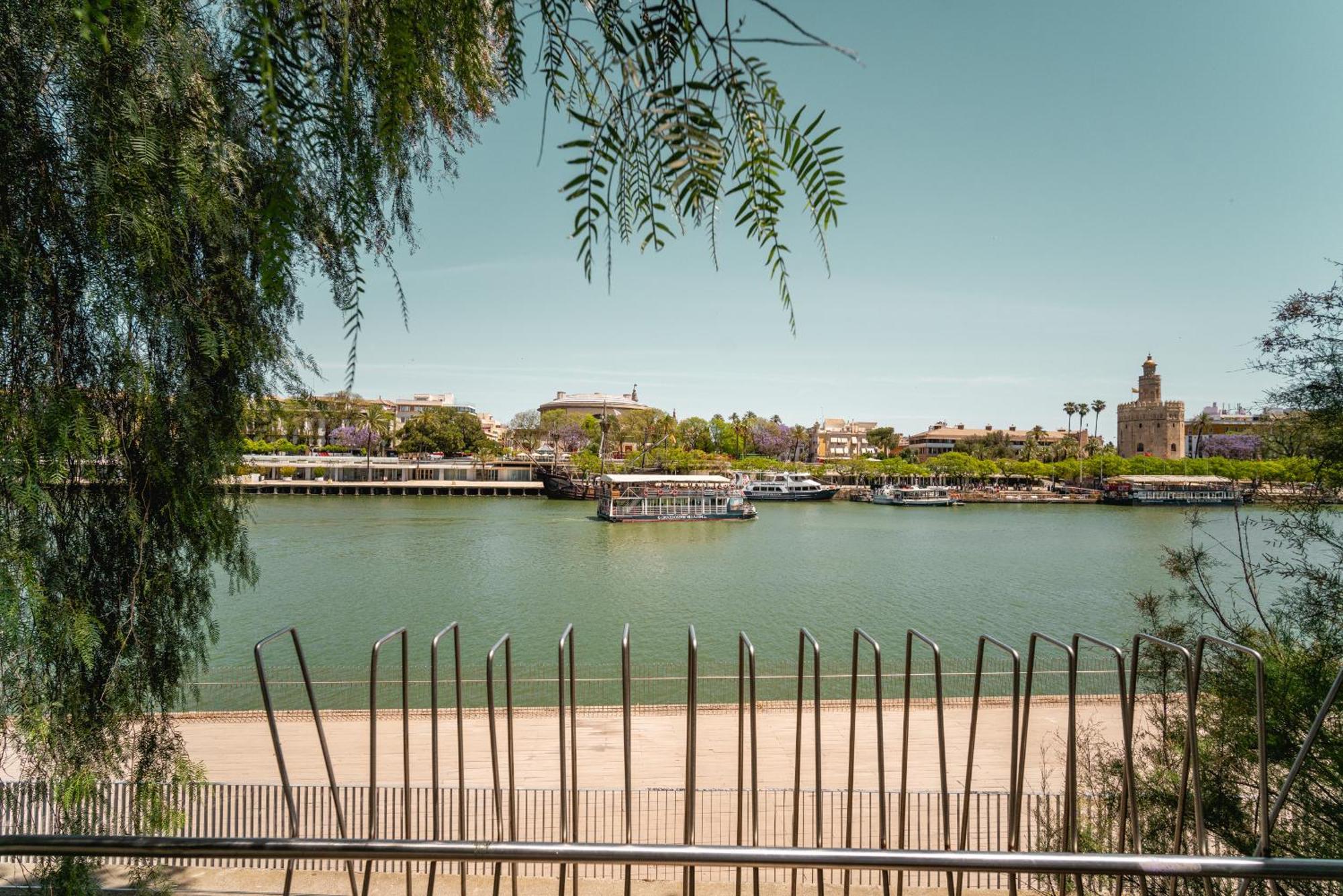 Betis River View Sevilla Exteriör bild